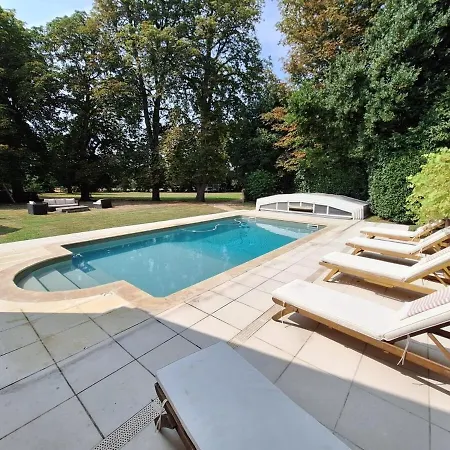Manoir De Charme Au Coeur De La Campagne Angevine Bouchemaine